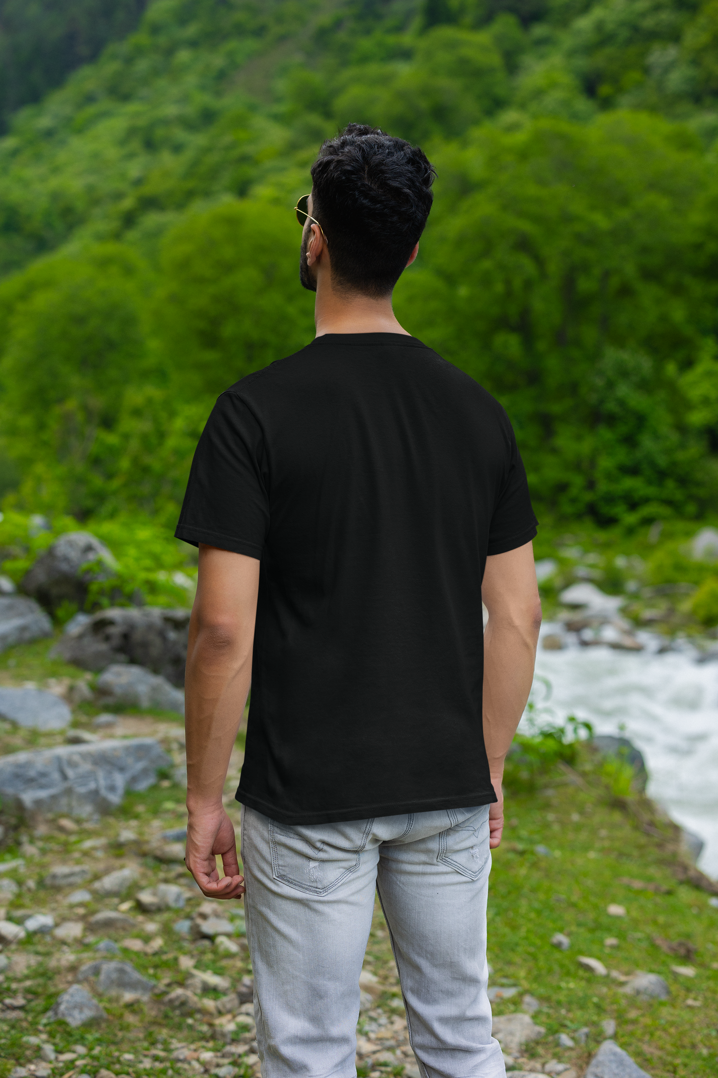 DELUSIONAL - UNISEX REGULAR FIT