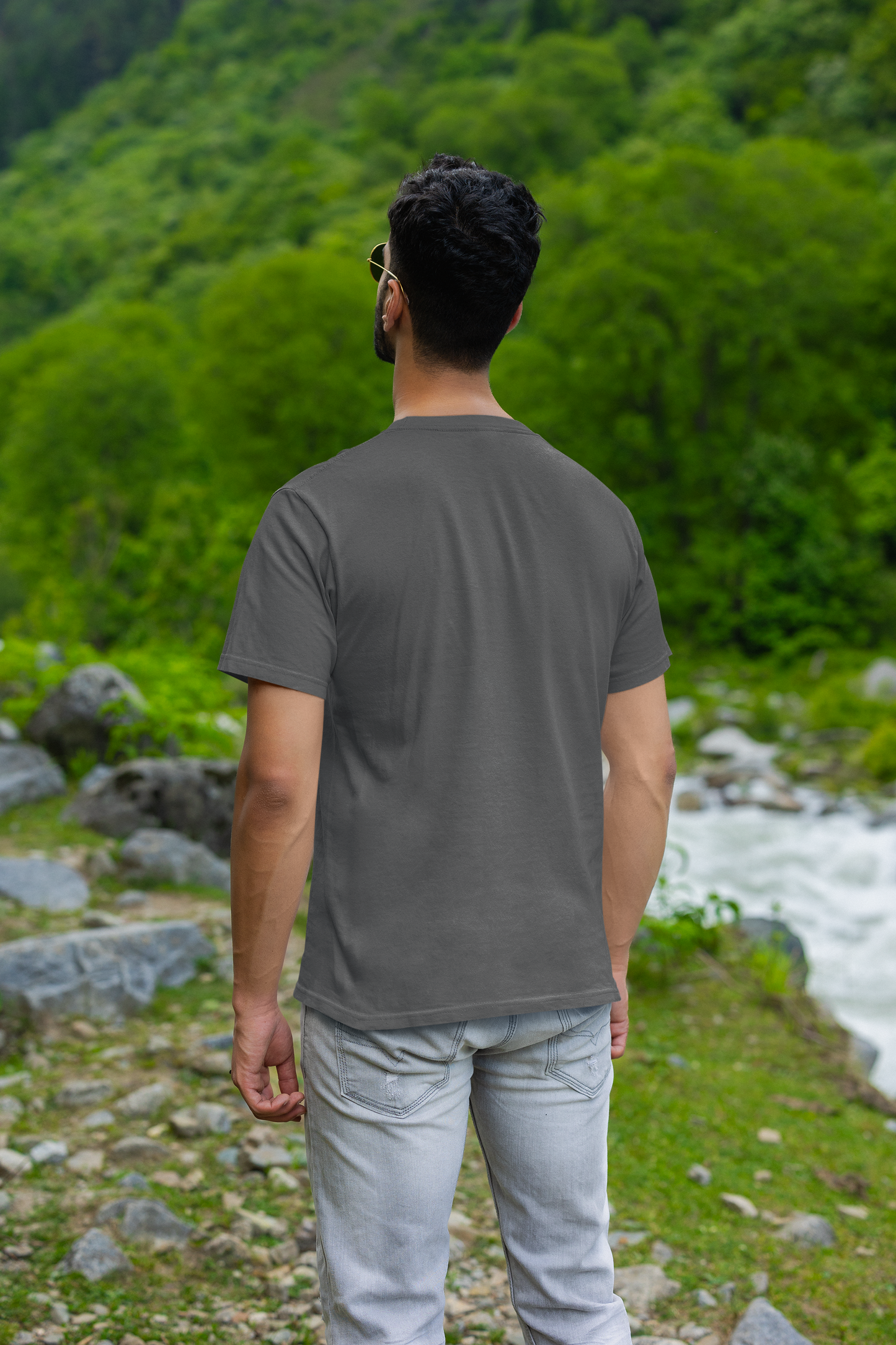 DELUSIONAL - UNISEX REGULAR FIT