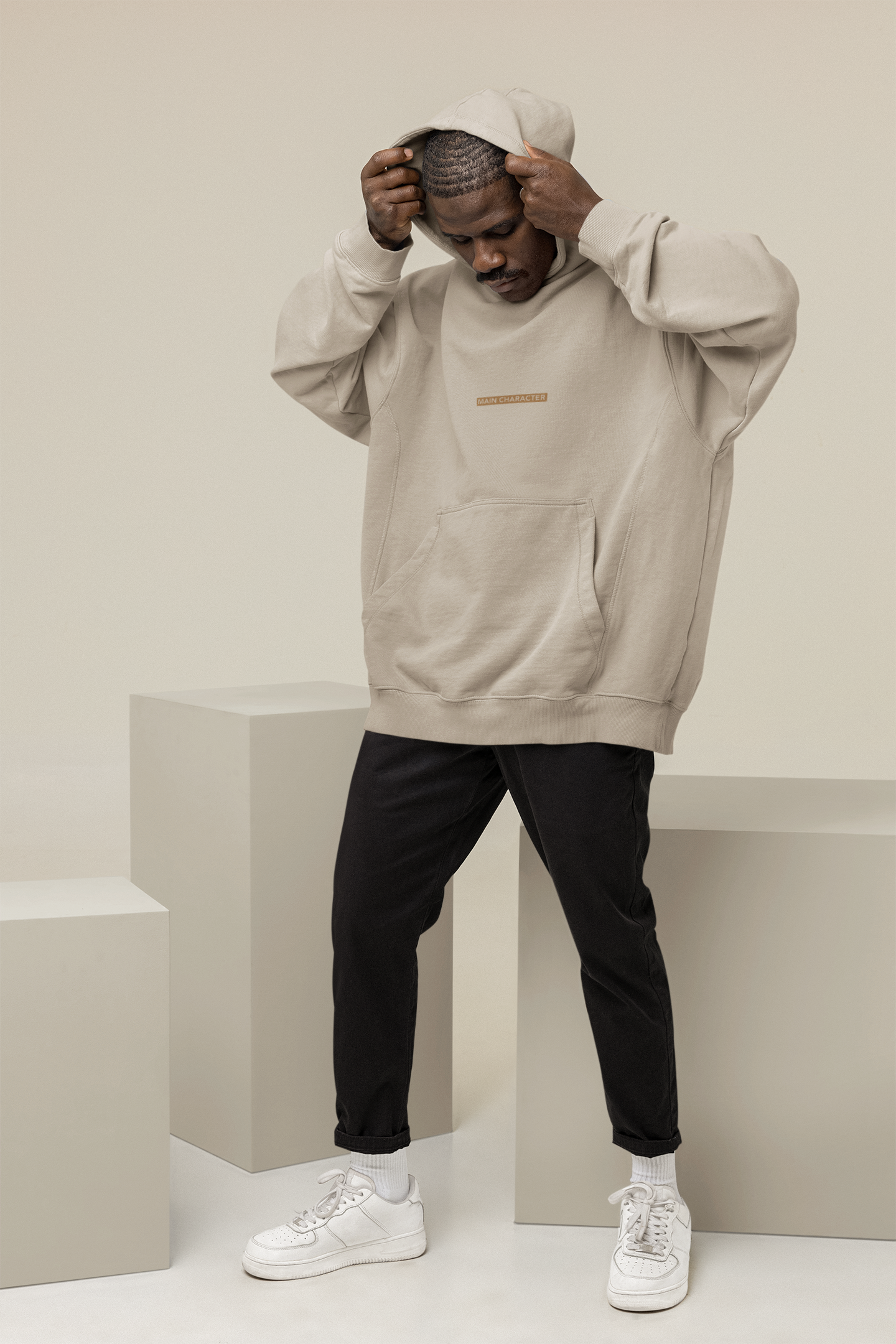 MAIN CHARACTER - UNISEX