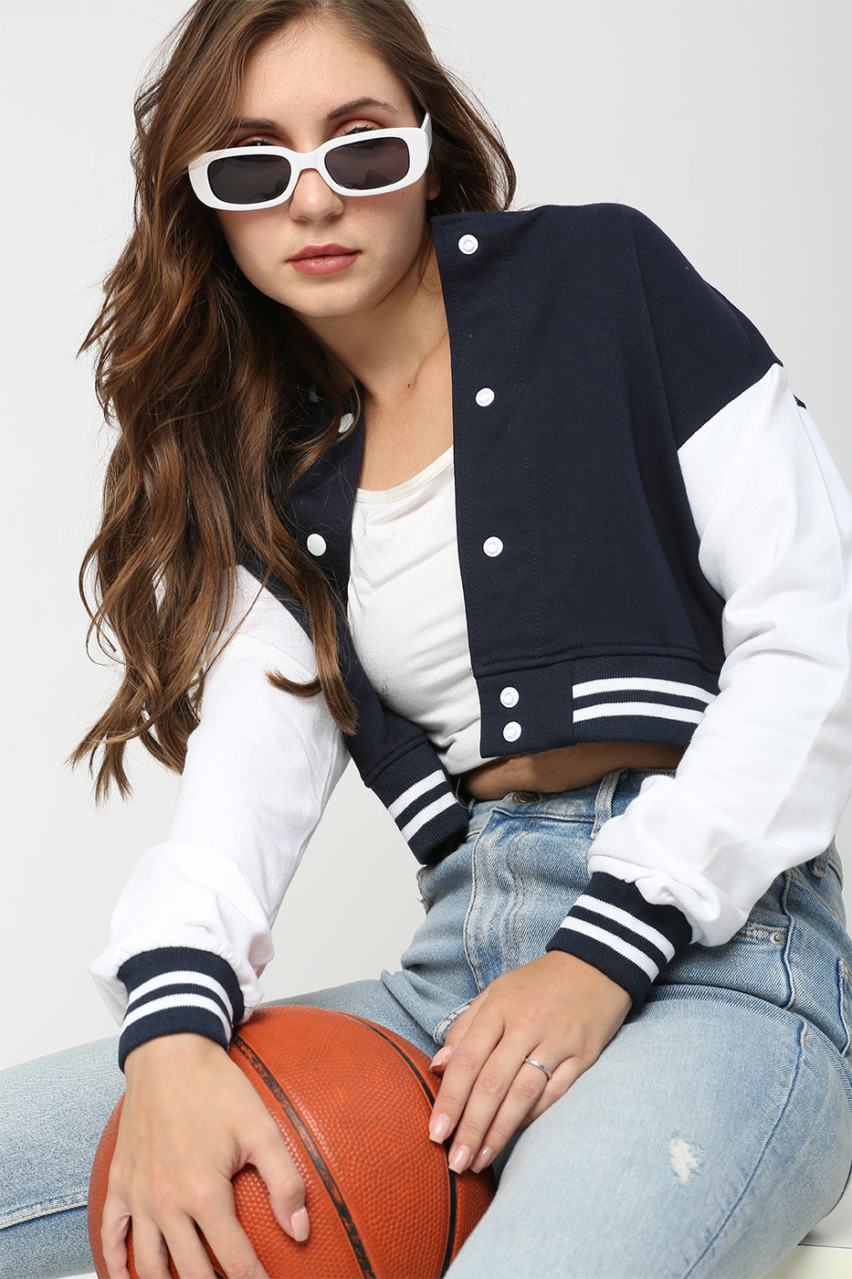 SOLID CROP VARSITY